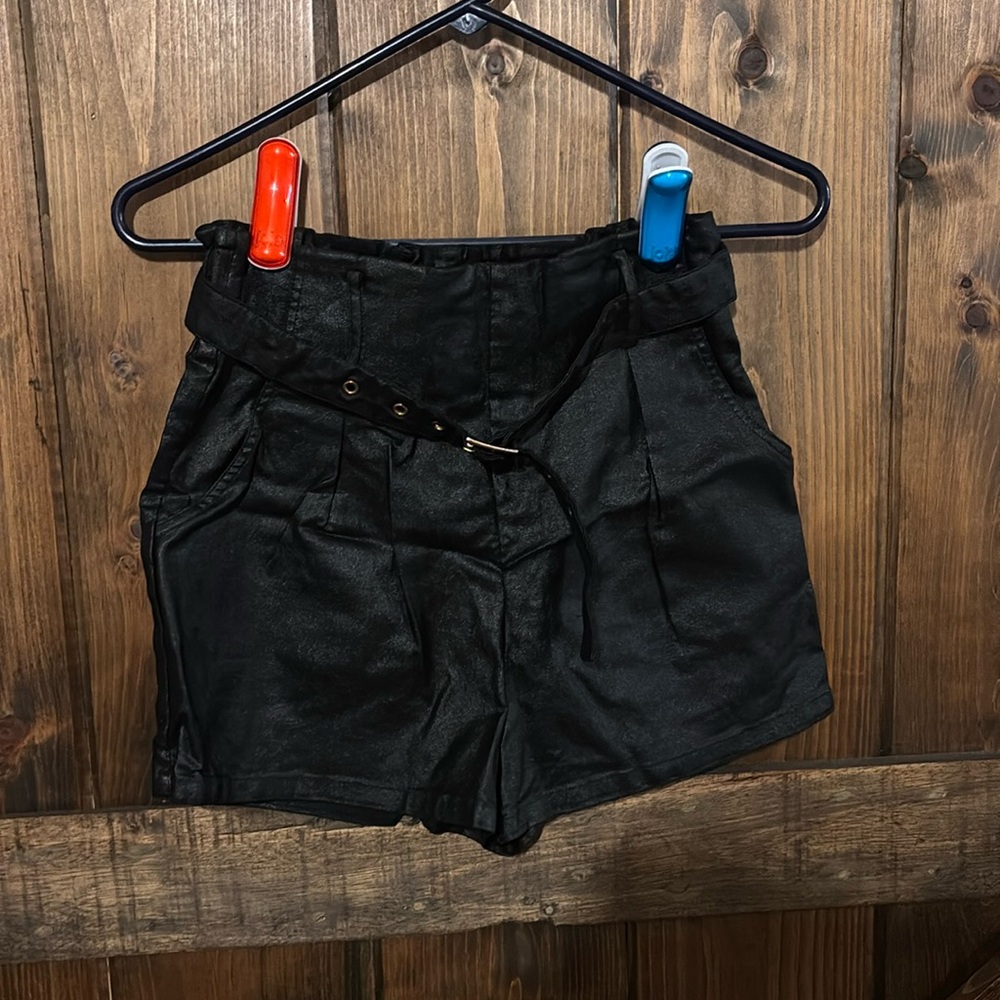 WINDSOR shorts